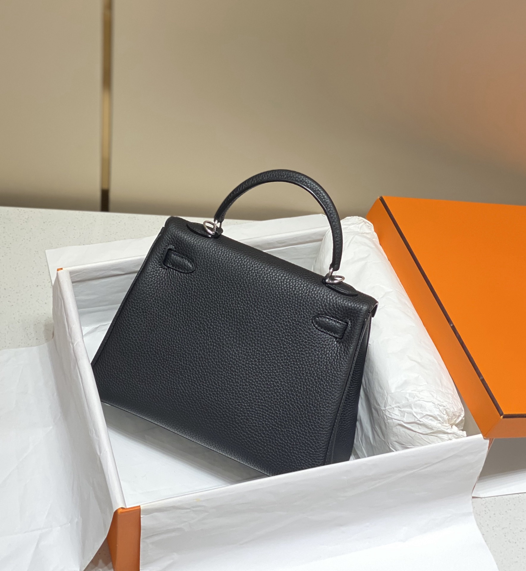Hermès Kelly 25 black togo leather palladium hardware - Image 2