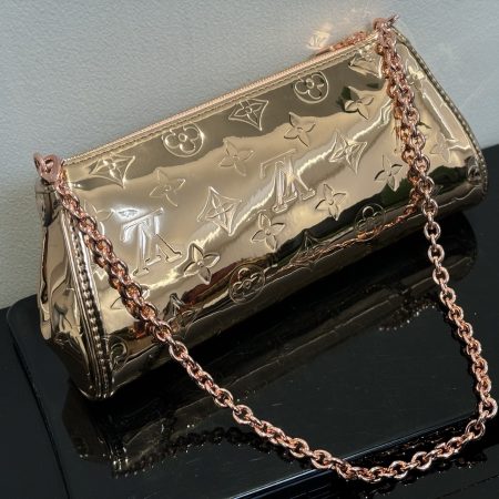LV Pochette Eva 10A - Image 1