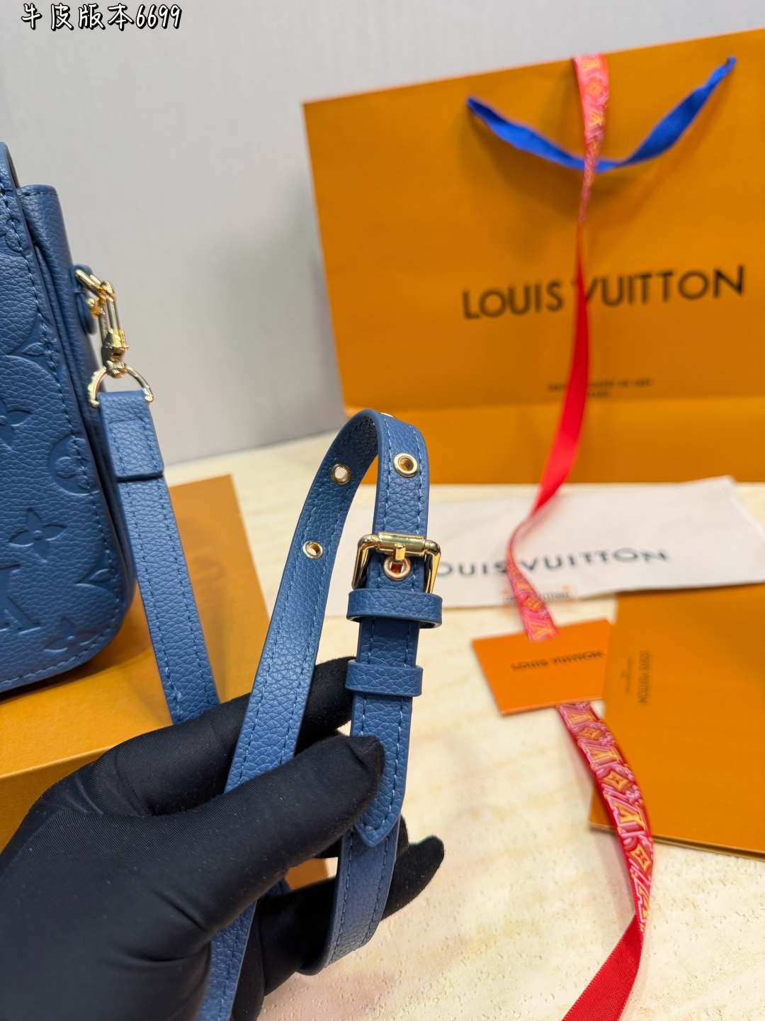LV Pochette Metis Monogram Empreinte Bag - Image 5