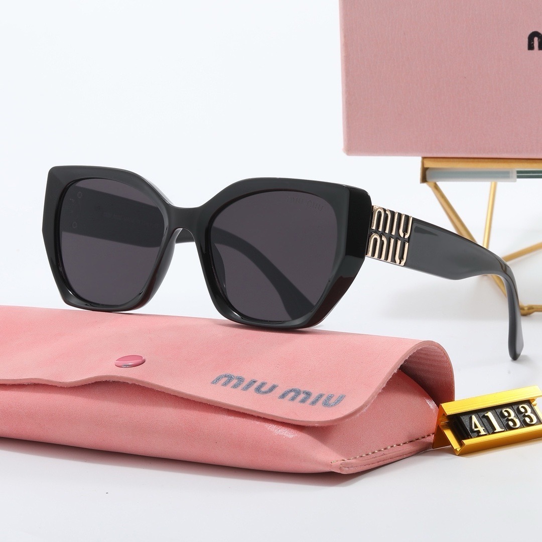 Miu Miu Fashionable Sunglasses - Image 6