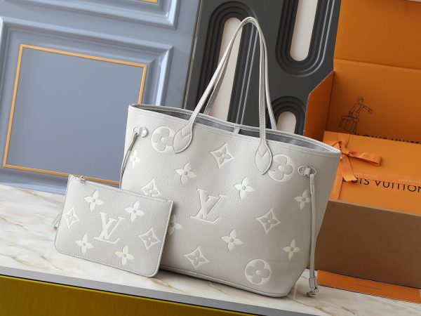 LV Neverfull Medium Handbag