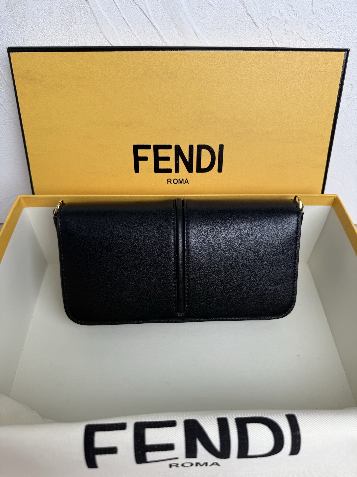 Fendi Fendigraphy Messenger bag 10A - Image 2