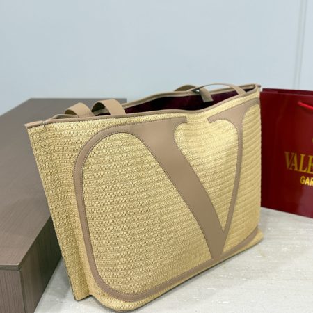 Valentino Garavani VivaSuperstar large shopping bag - Image 4