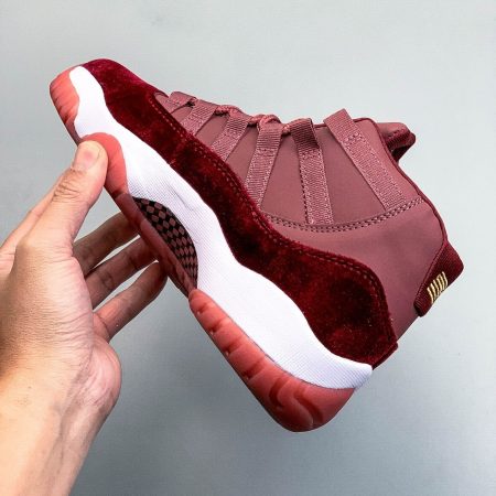 Air Jordan 11 Retro Sneakers - Image 3