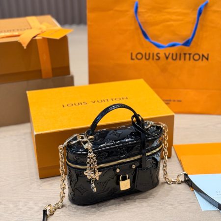 LV Vanity Chain Pouch Monogram Bag - Image 4