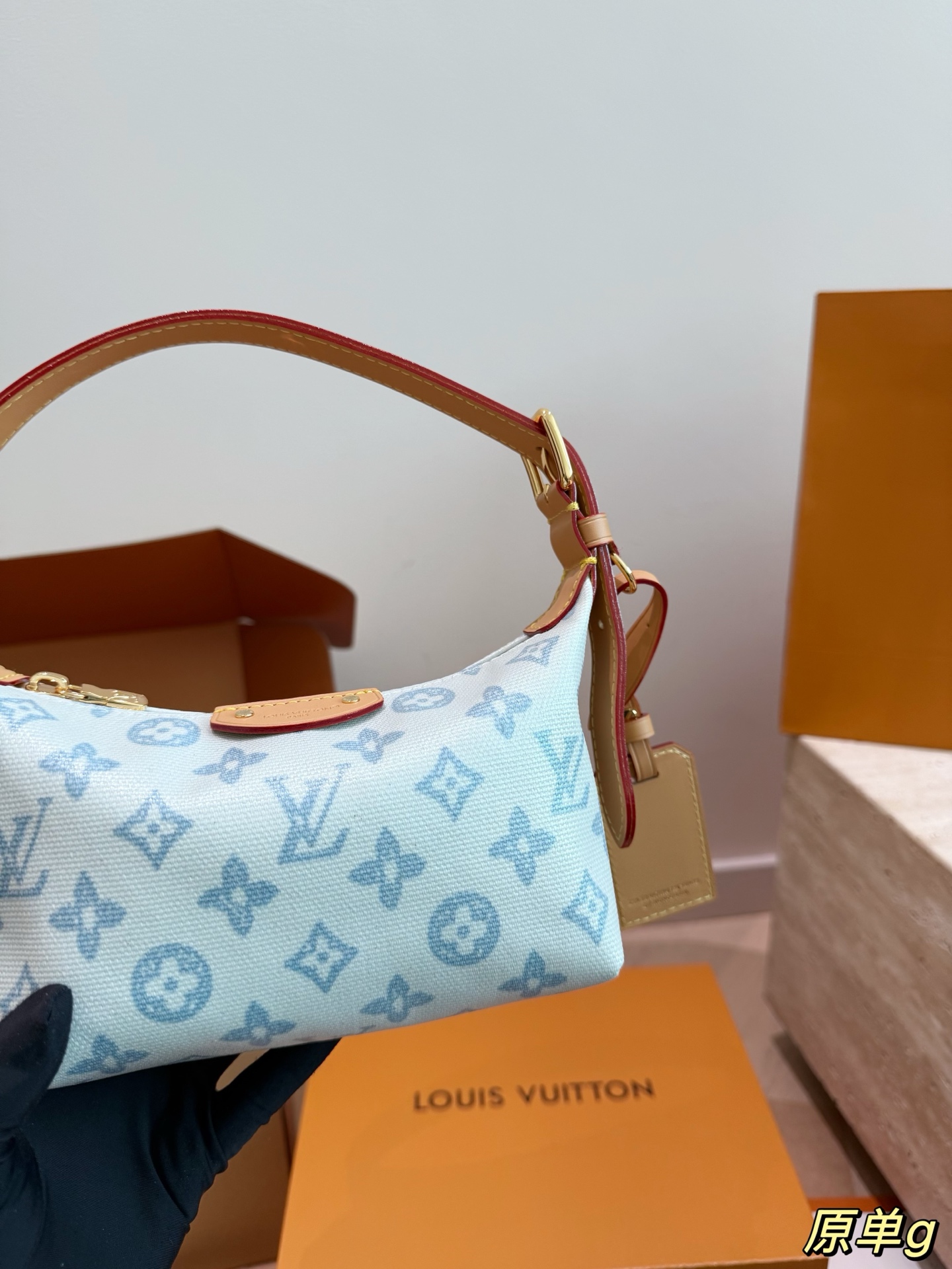 LV Pochette Hills Other Monogram Bag - Image 5