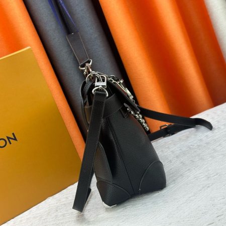 LV Steamer Crossbody Bag - Image 17