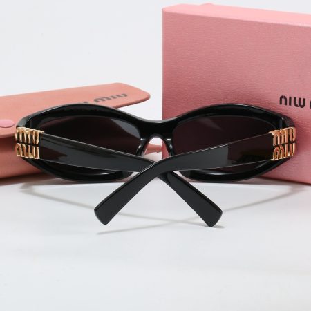 Miu Miu Fashionable Sunglasses - Image 9