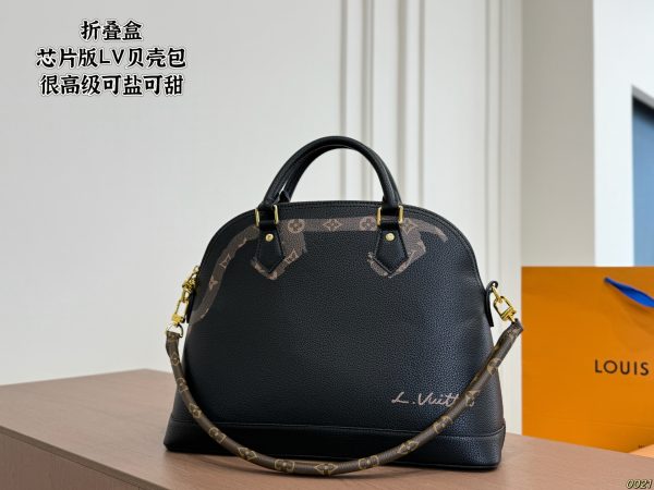 LV's New Shell Bag