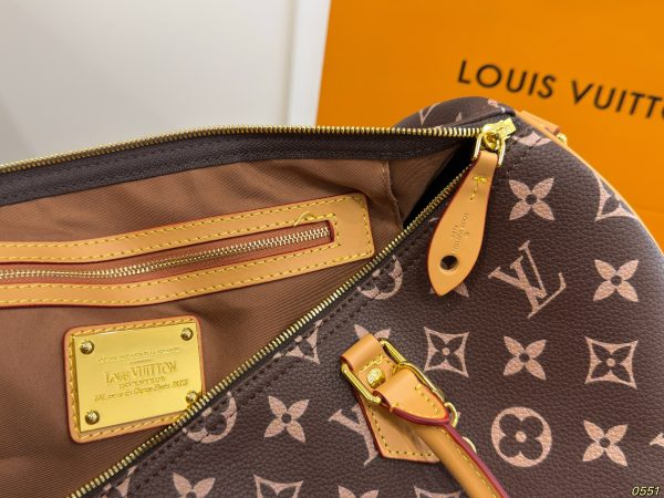 LV Speedy 40 Bag