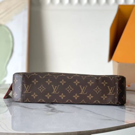LV Slouchy Tote Bag - Image 3