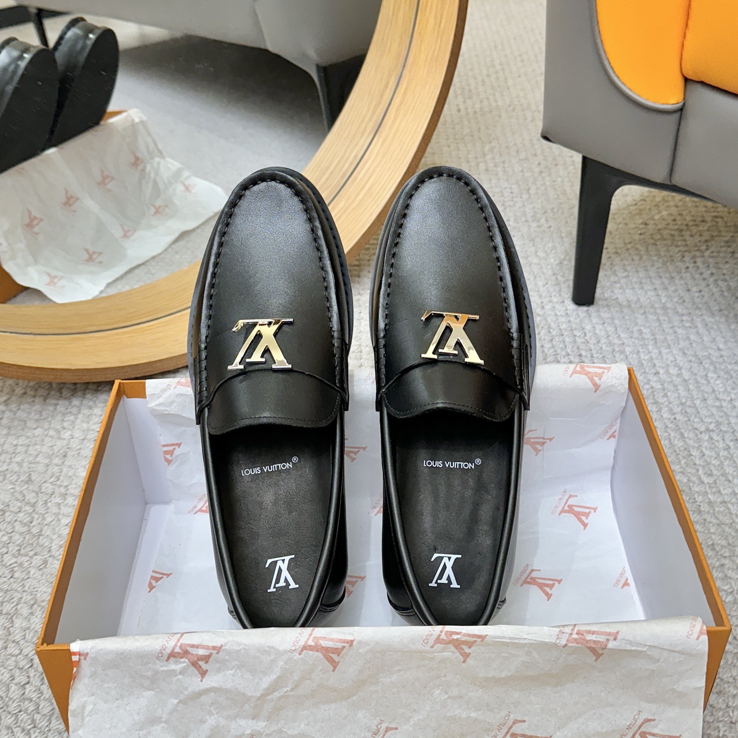 LV Major Loafer Shoes - Image 2