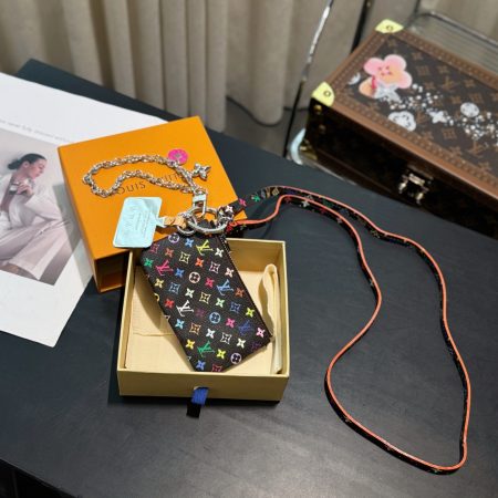 LV Accessories - Image 5