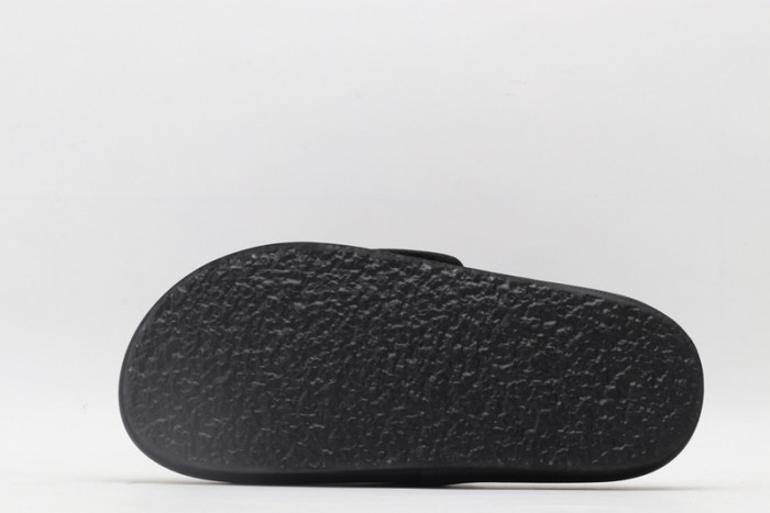 Yeezy Slide 3 - Image 8