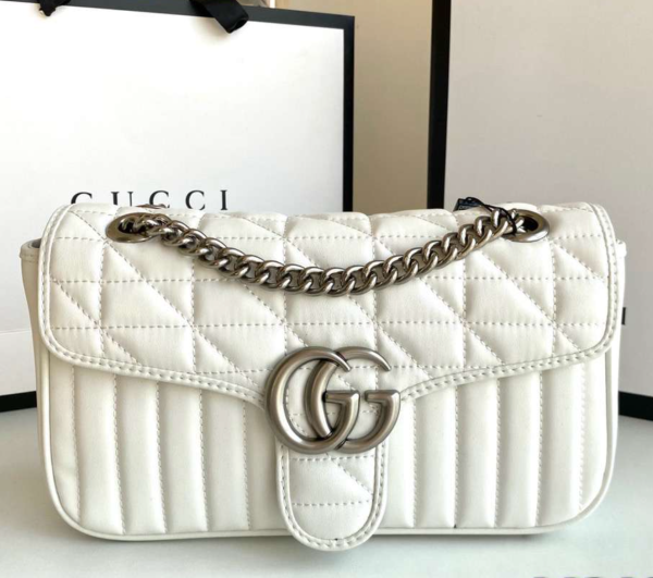 Gucci GG Marmont -Vertical stripes
