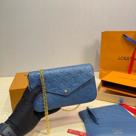 LV Pochette Felicie Monogram Empreinte Bag - Image 8