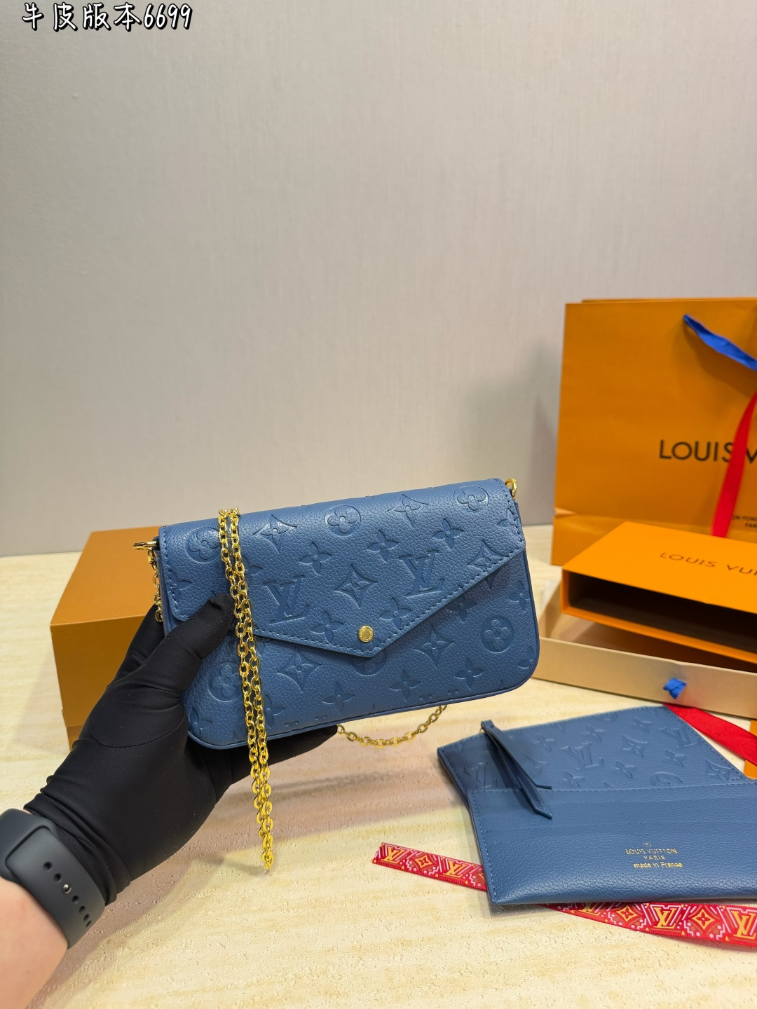 LV Pochette Felicie Monogram Empreinte Bag - Image 8
