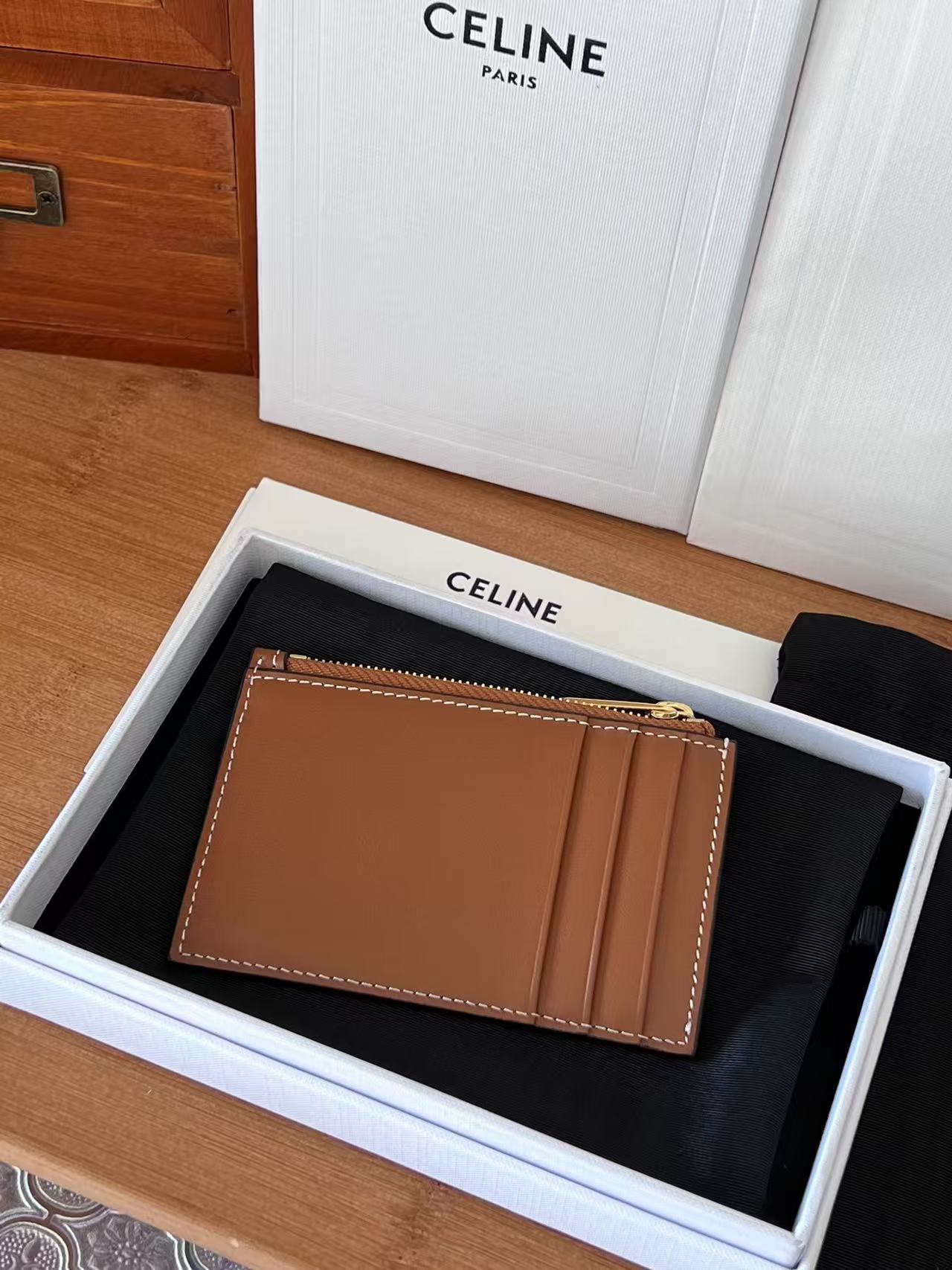 CELINE Card Holder - Image 5