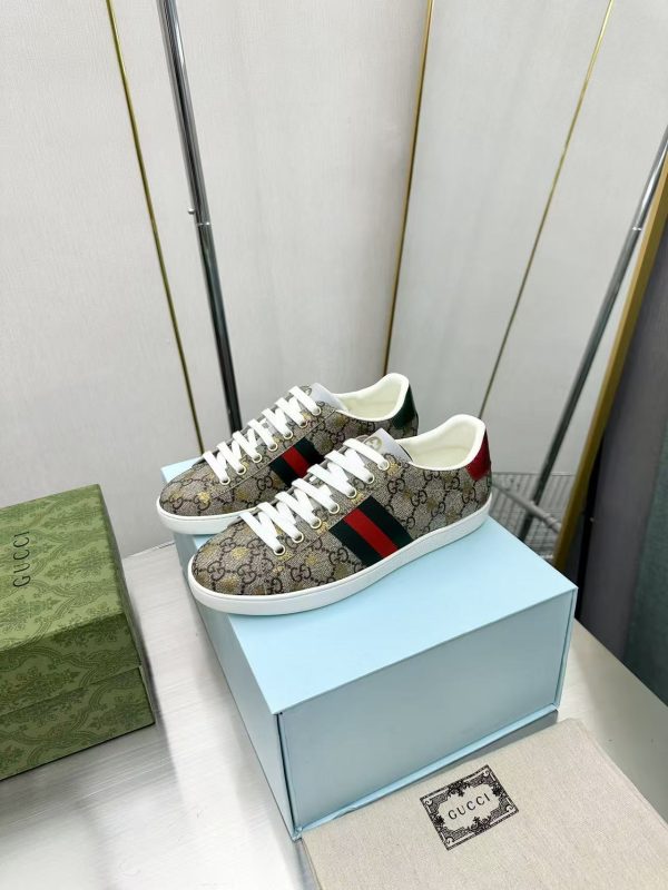 Gucci Ace GG Supreme Bees Sneaker Brown
