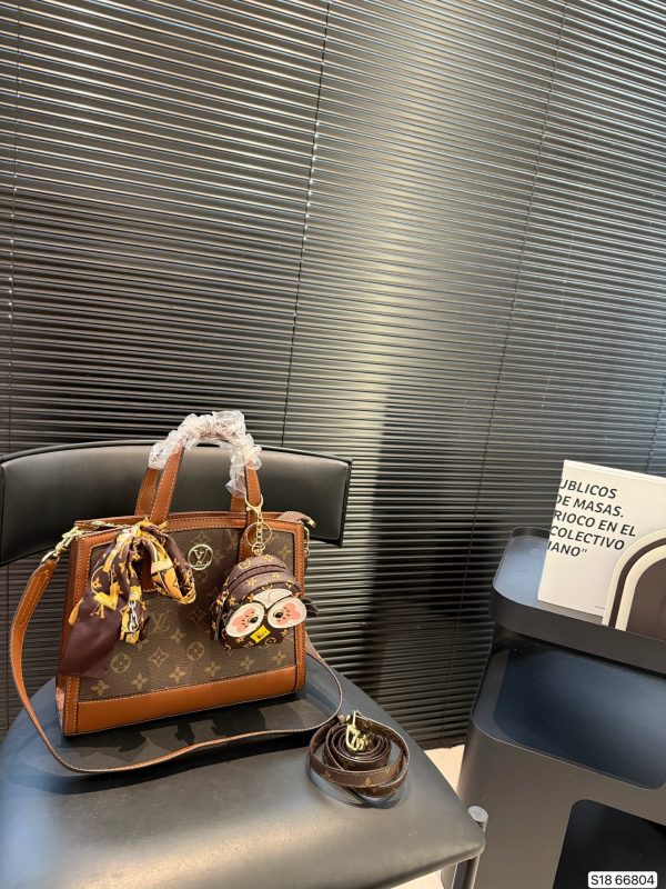 LV Medium Tote Bag