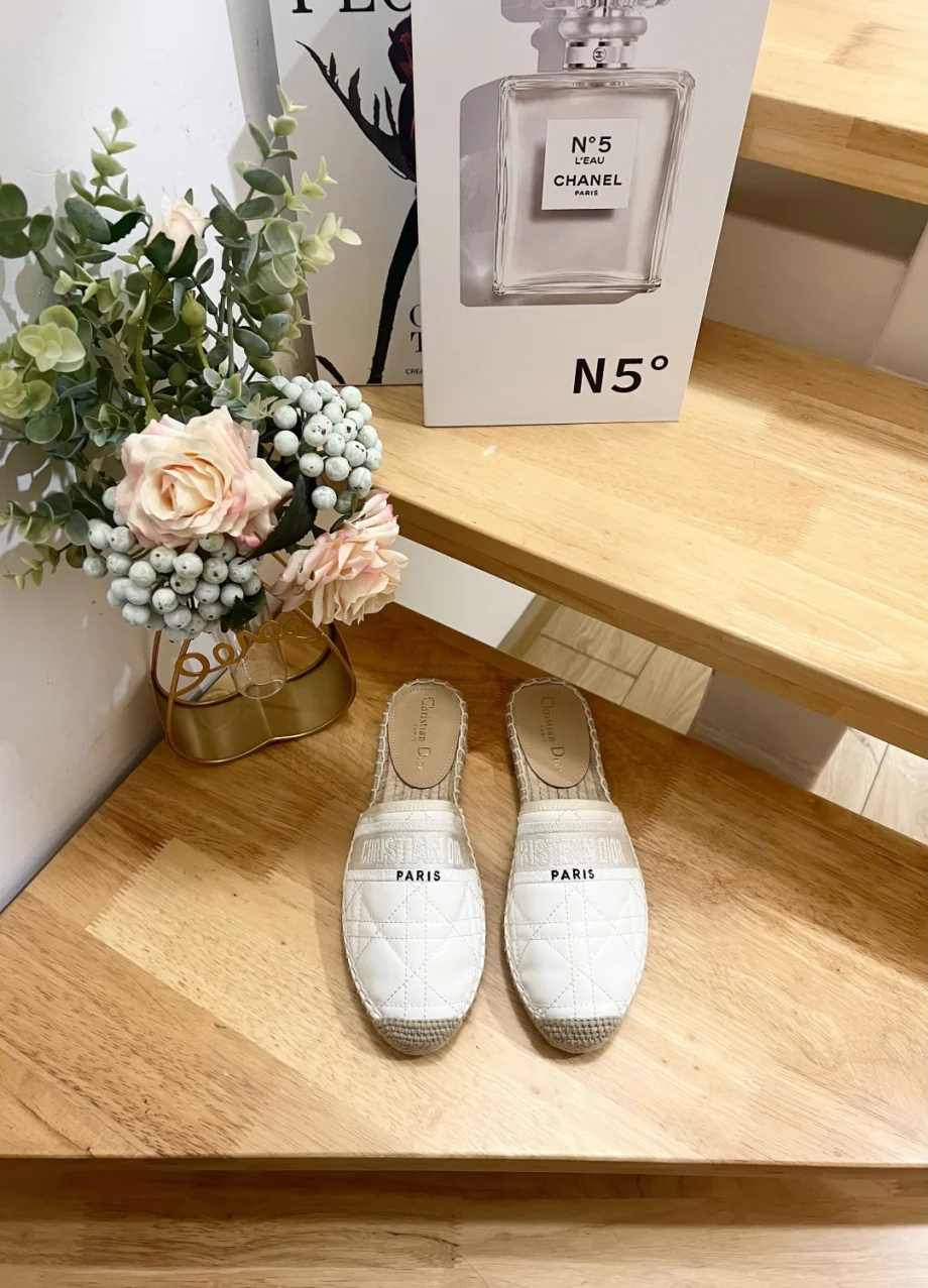 Dior Slipper Sandals Top Quality - Image 3