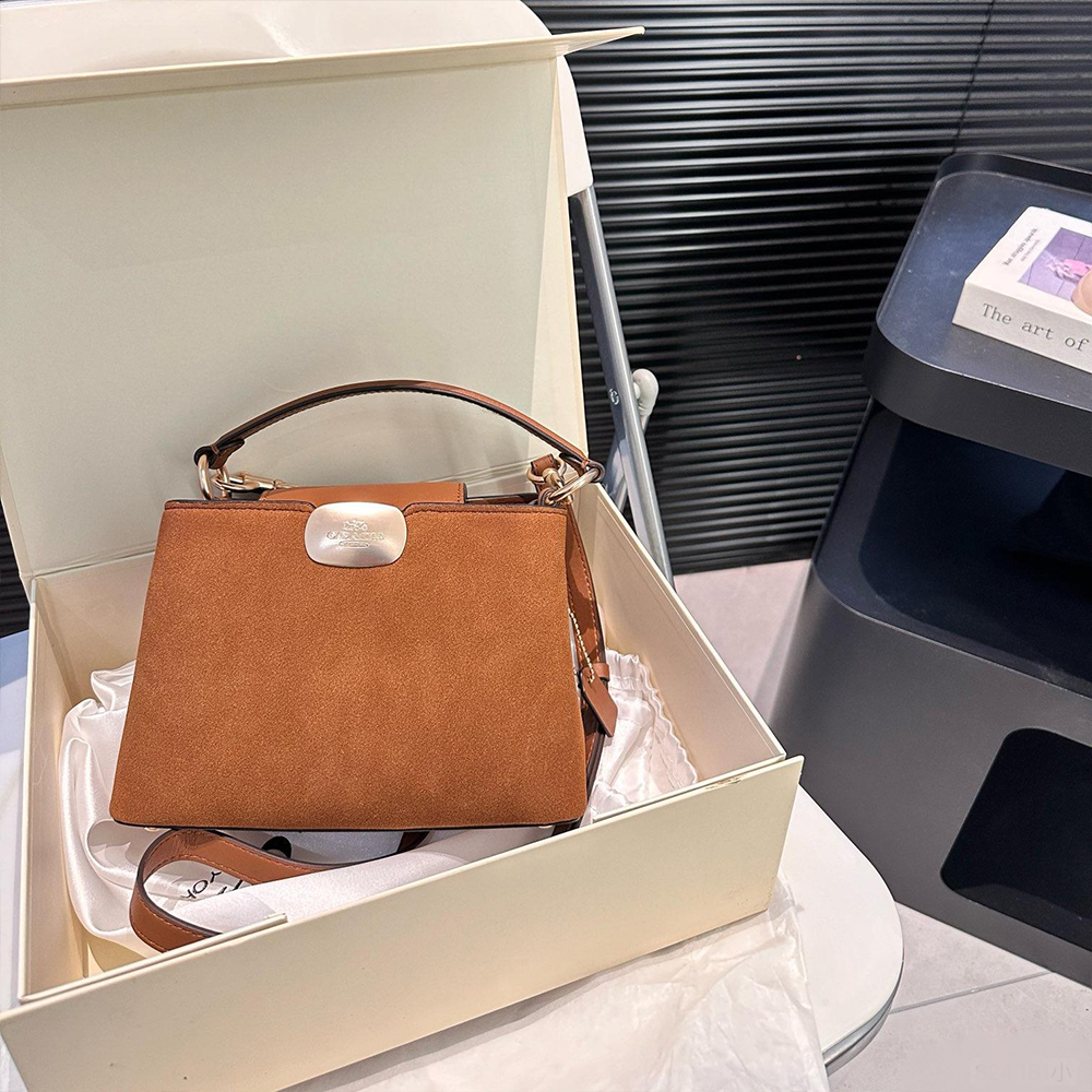 Eliza Mini Crossbody Bag - Image 3