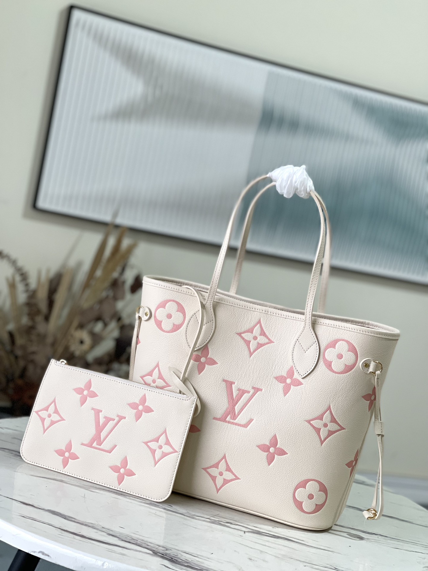 LV Neverfull MM Pink Bag - Image 1