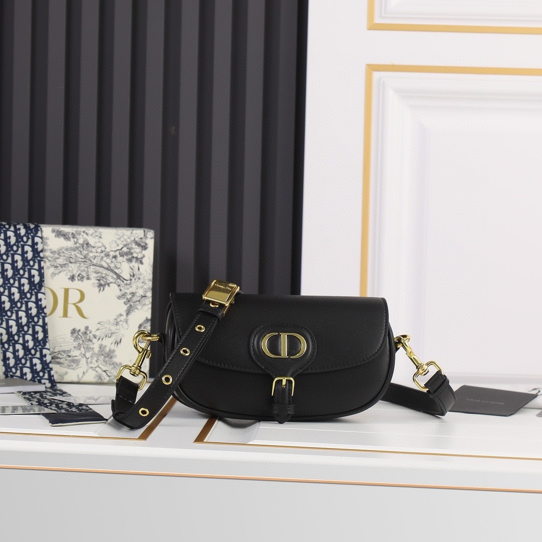 Dior Underarm Bag - Image 4