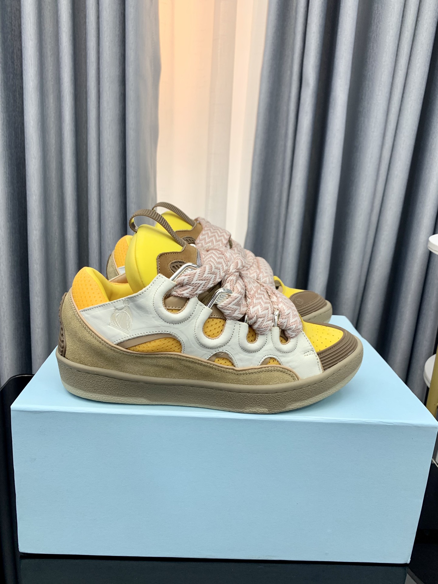 Lanvin LEATHER CURB SNEAKERS - Image 2
