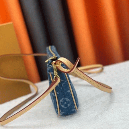LV  Pochettep Accessories Mila bags - Image 3