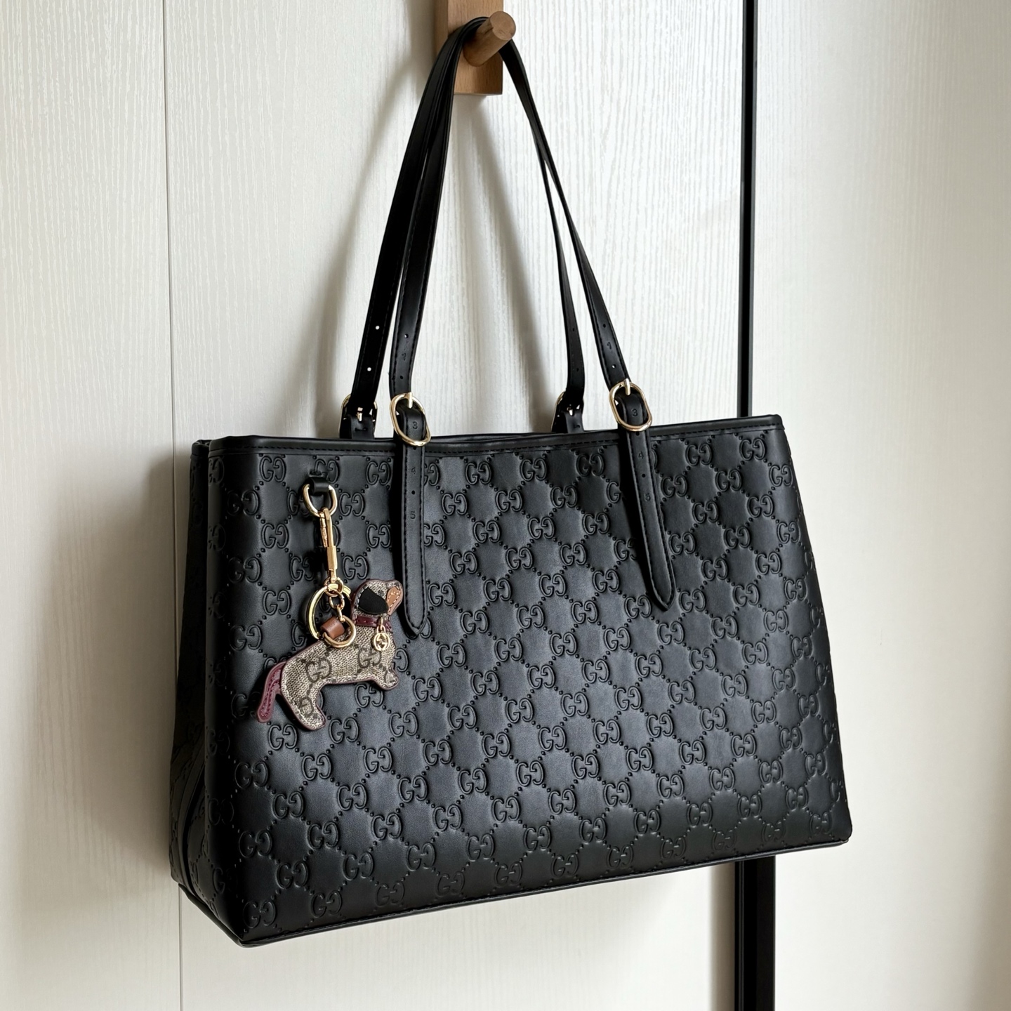 Gucci GG Pattern and Striped Weave - Image 9
