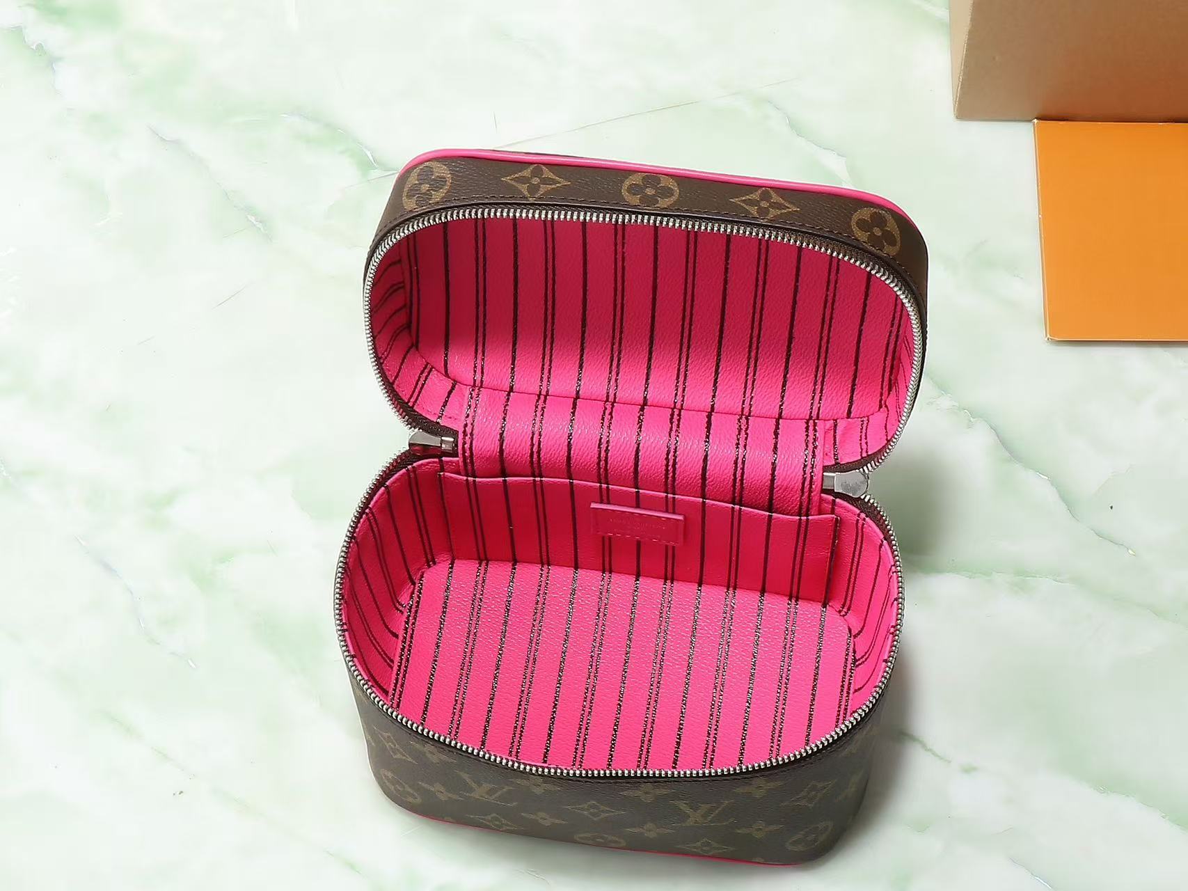 LV Nice Vanity Bag - Image 7