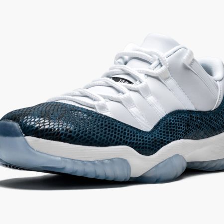 Air Jordan 11 Retro Low LE "Blue Snakeskin" - Image 4