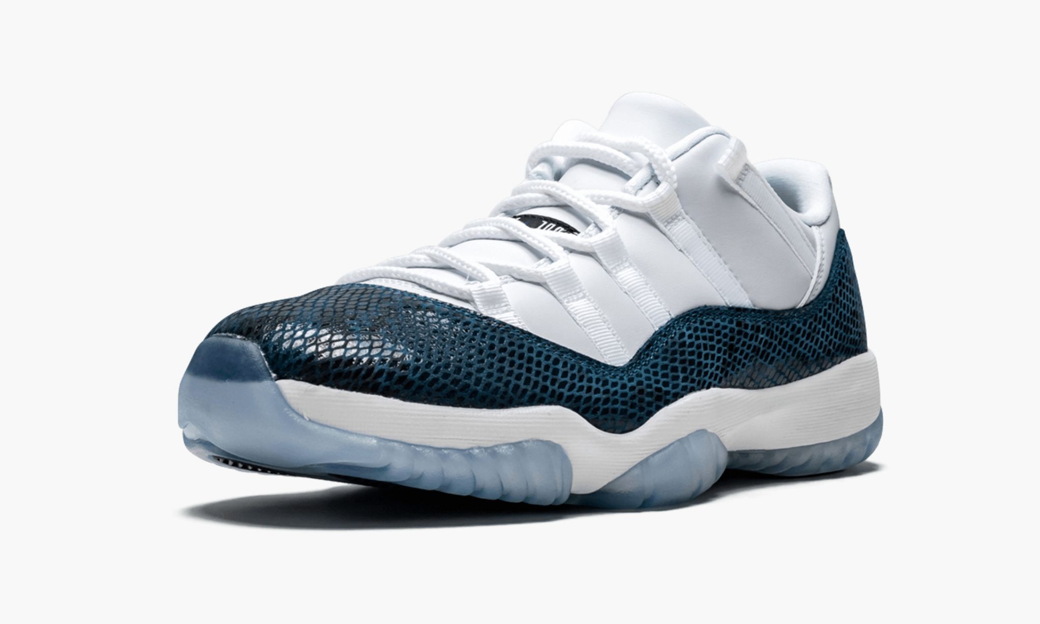 Air Jordan 11 Retro Low LE "Blue Snakeskin" - Image 4