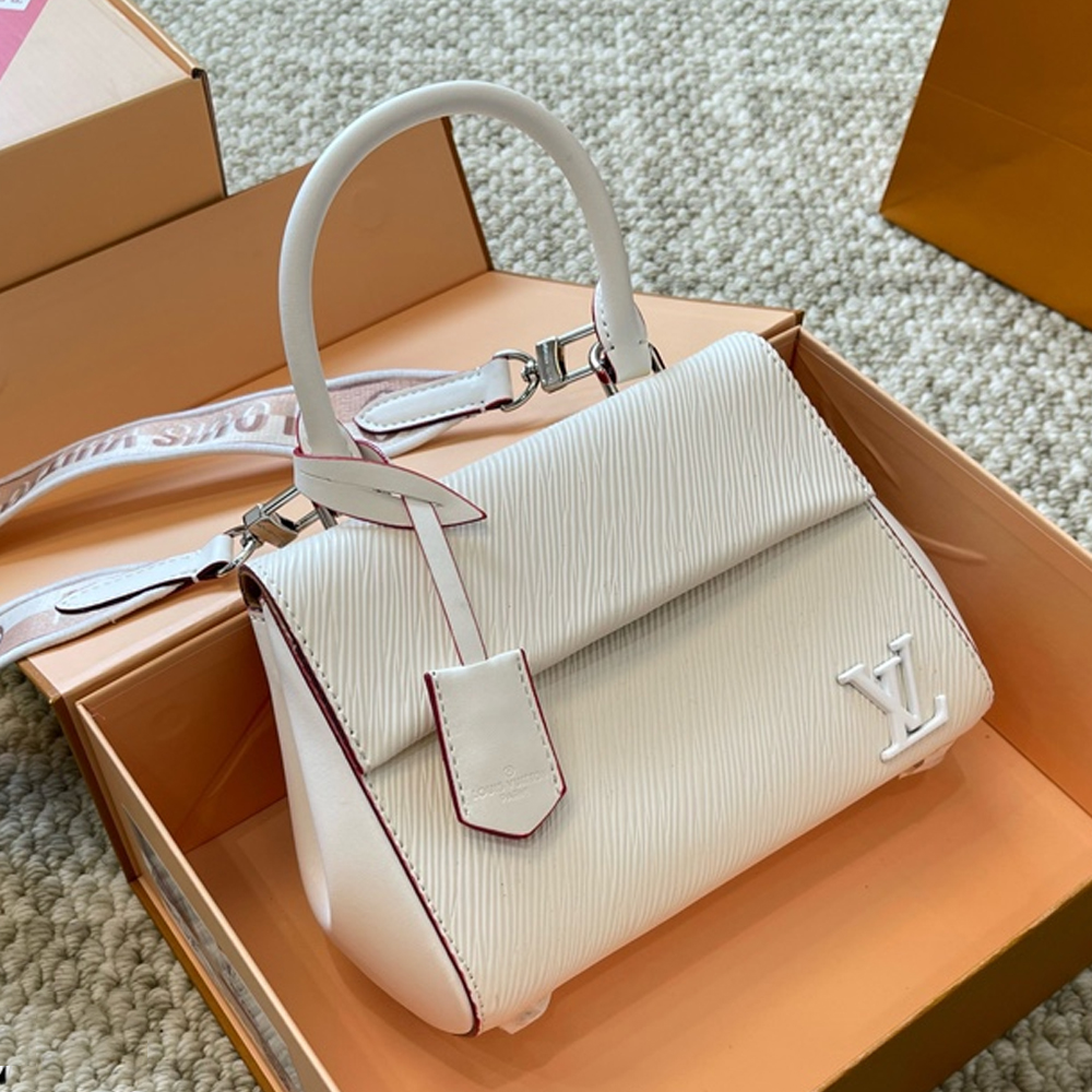 LV  Cluny Grained Leather Shoulder Handbag - Image 4