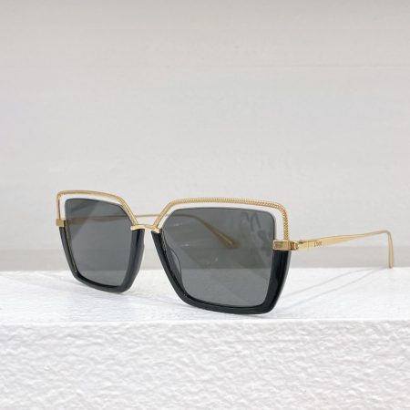 Dior  Stylish Temperament Hollow Frame sunglasses Top quality - Image 5