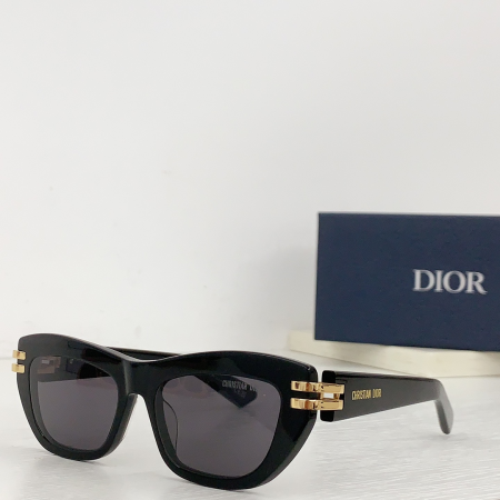 Dior Thick Acetate Sunglasses Top Quality - Image 1