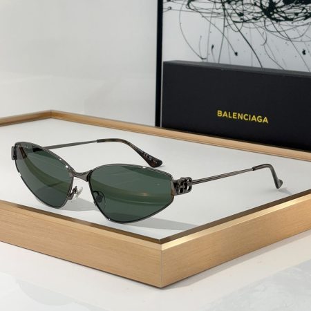 Balenciaga  Metal Thin Mirror leg Strap Logo   sunglasses Top quality - Image 6