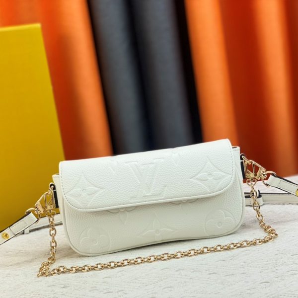 LV Leather Baguette Shoulder Handbag M82210&M81911