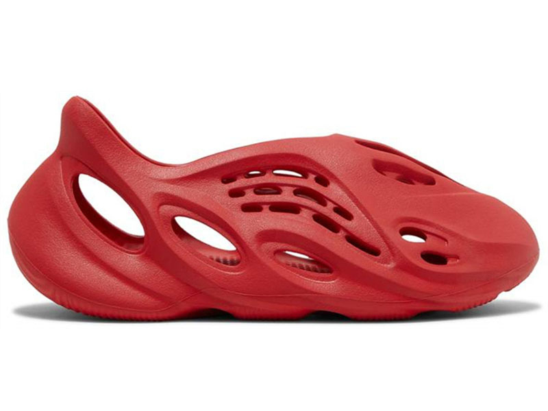 Yeezy Foam Runner Vermilion GW3355 - Image 1