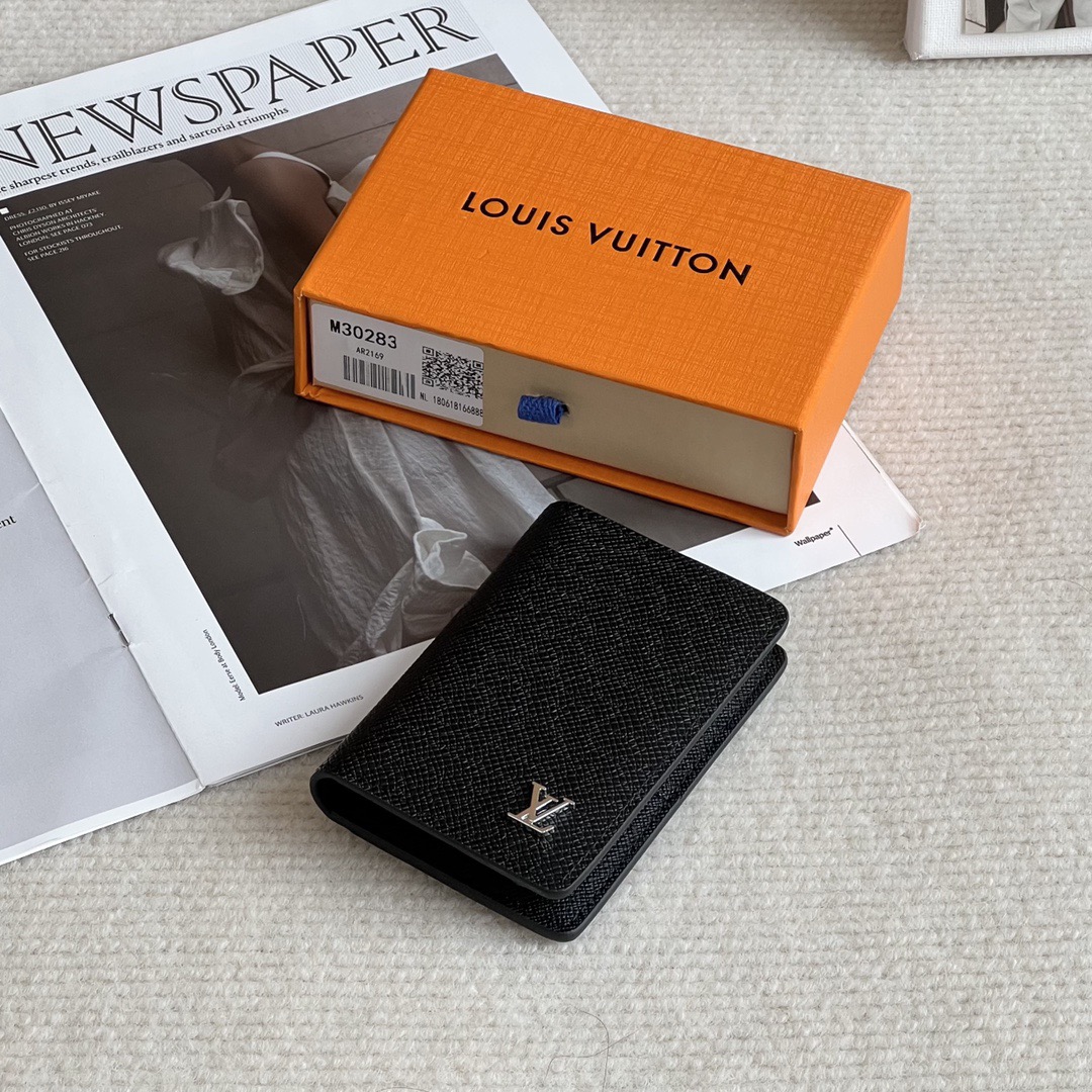 LV Wallet - Image 4