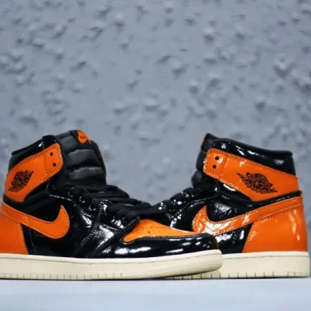 Jordan1 Retro High Og "Shattered 3.0" - Image 8