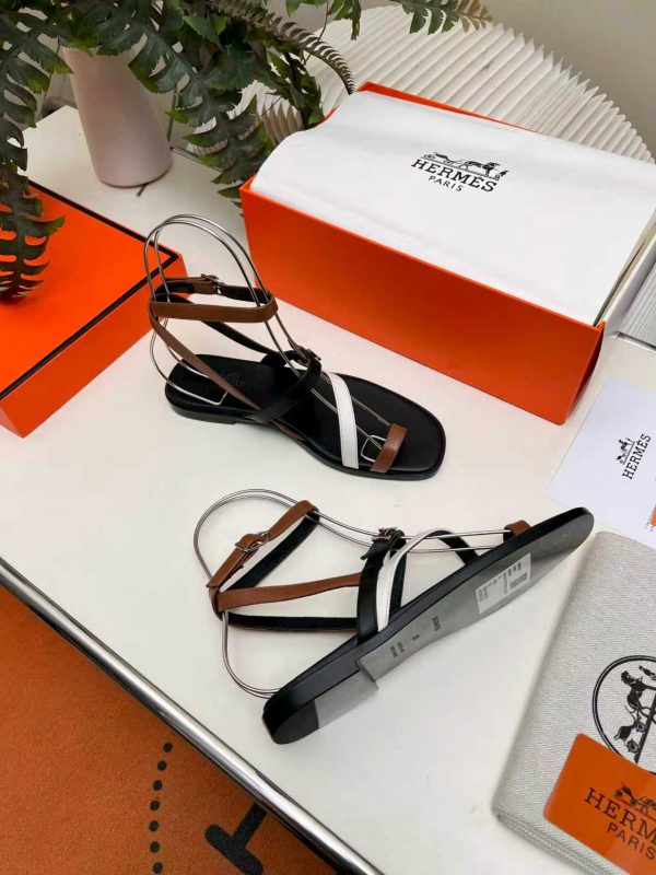 Hermès Thong Sandals