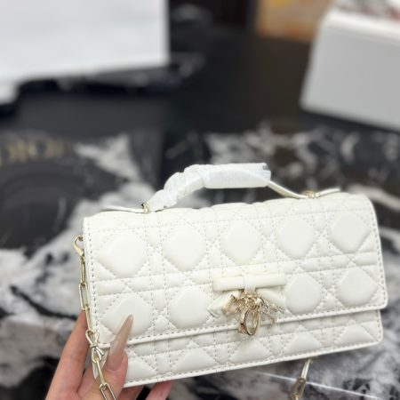 Dior WOC Chain Bag - Image 13