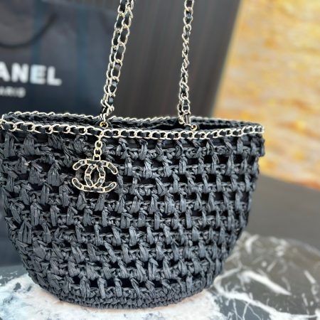 Chanel 23P Chain-Handled Woven Bag - Image 2