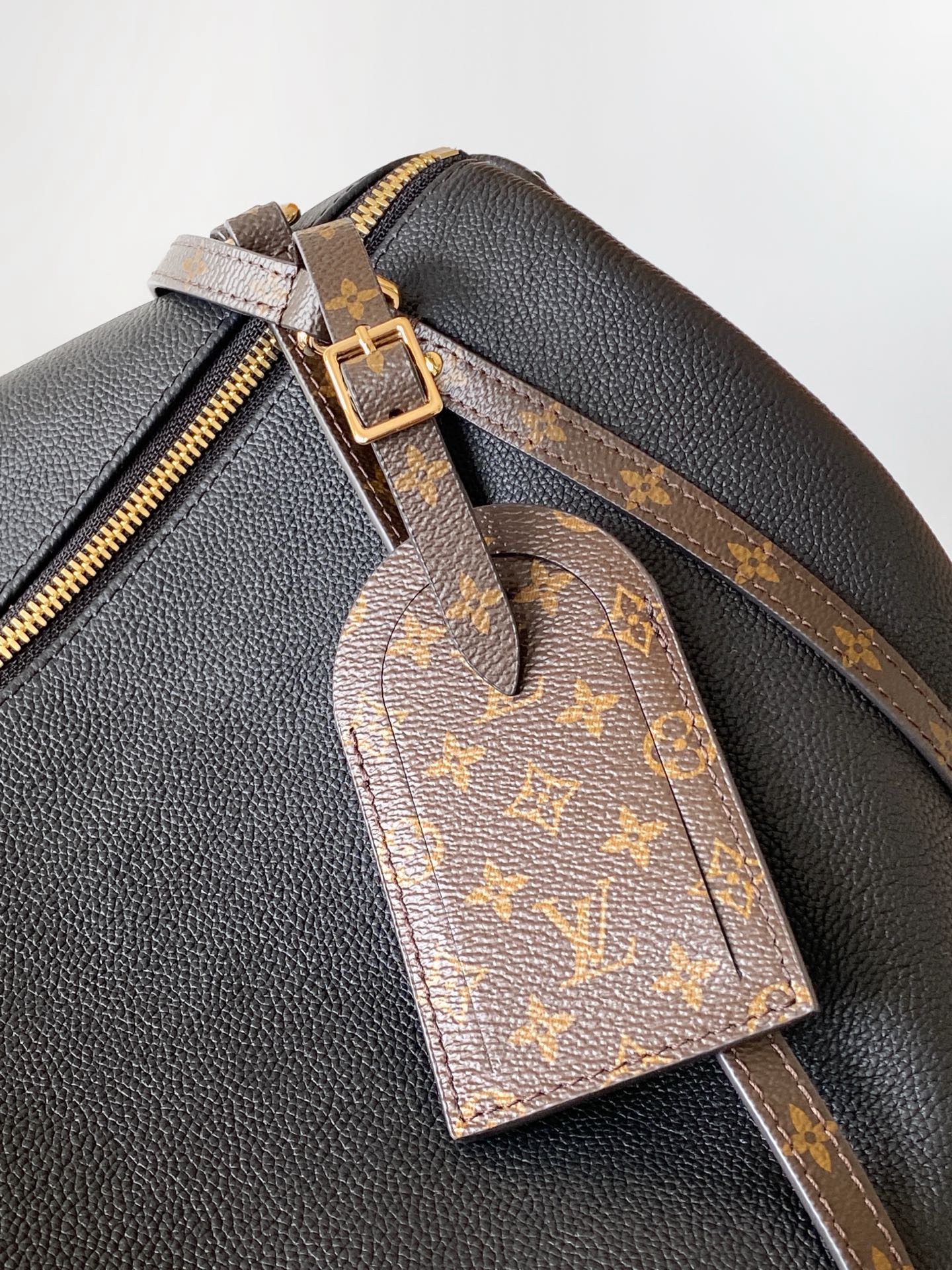 LV Express Travel H27 Women Handbags - Image 7