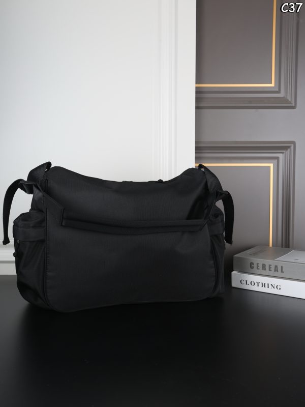 Balenciaga Explorer Multipocket Weekender Medium Bag