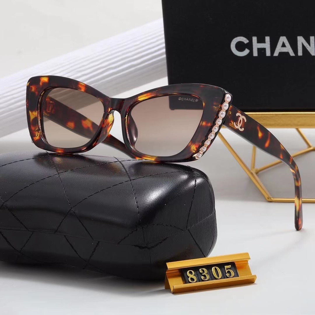 Chanel Fashionable Sunglasses - Image 6