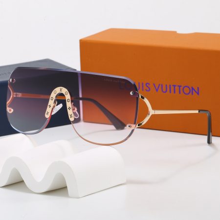 LV Fashionable Sunglasses - Image 5