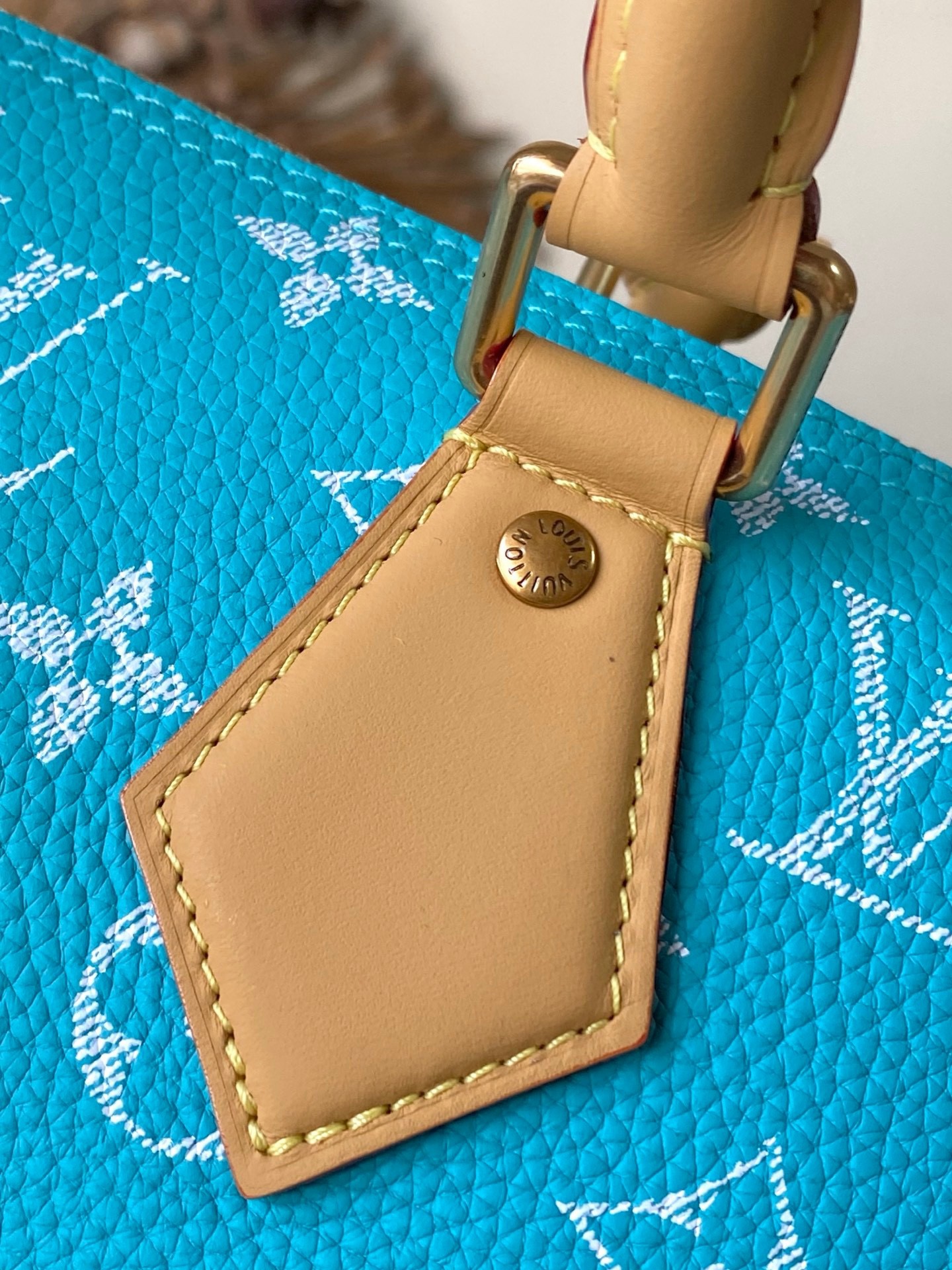 LV Speedy P9 30cm Bag Top Quality - Image 6